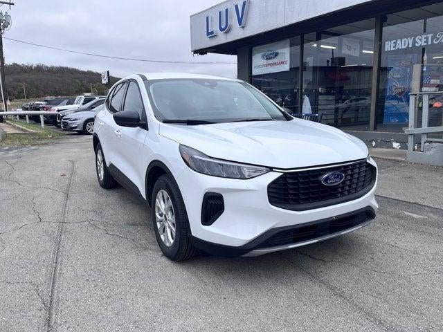 2025 Ford Escape Active FWD in Oxford White — front three-quarter view