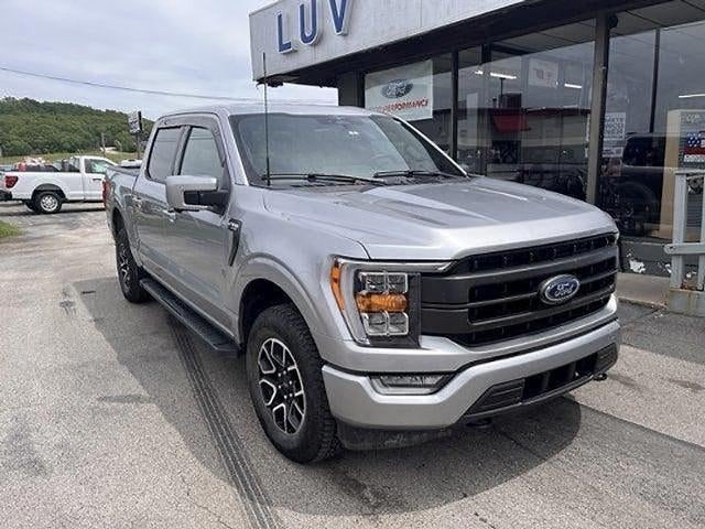 2023 Ford F-150 LARIAT 4WD SuperCrew 5.5' Box in Iconic Silver Metallic — front three-quarter view