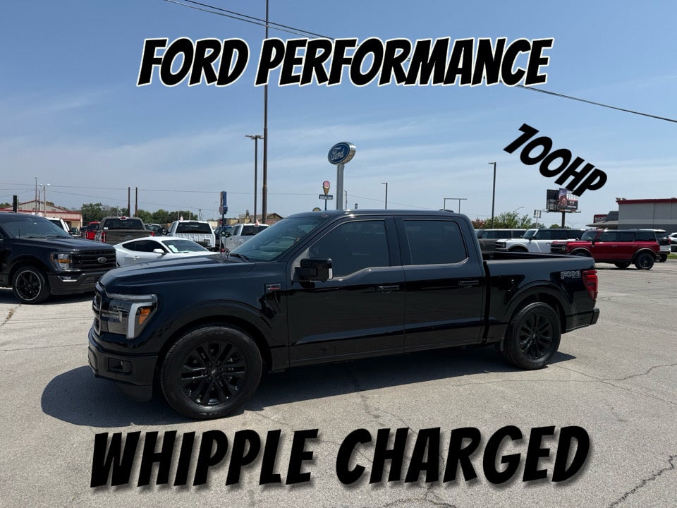 2025 Ford F-150 LARIAT 4WD SuperCrew 5.5' Box in Agate Black Metallic — front three-quarter view