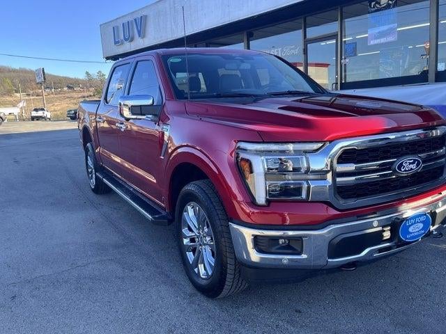 2025 Ford F-150 LARIAT 4WD SuperCrew 5.5' Box in Rapid Red Metallic Tinted Clearcoat — front three-quarter view